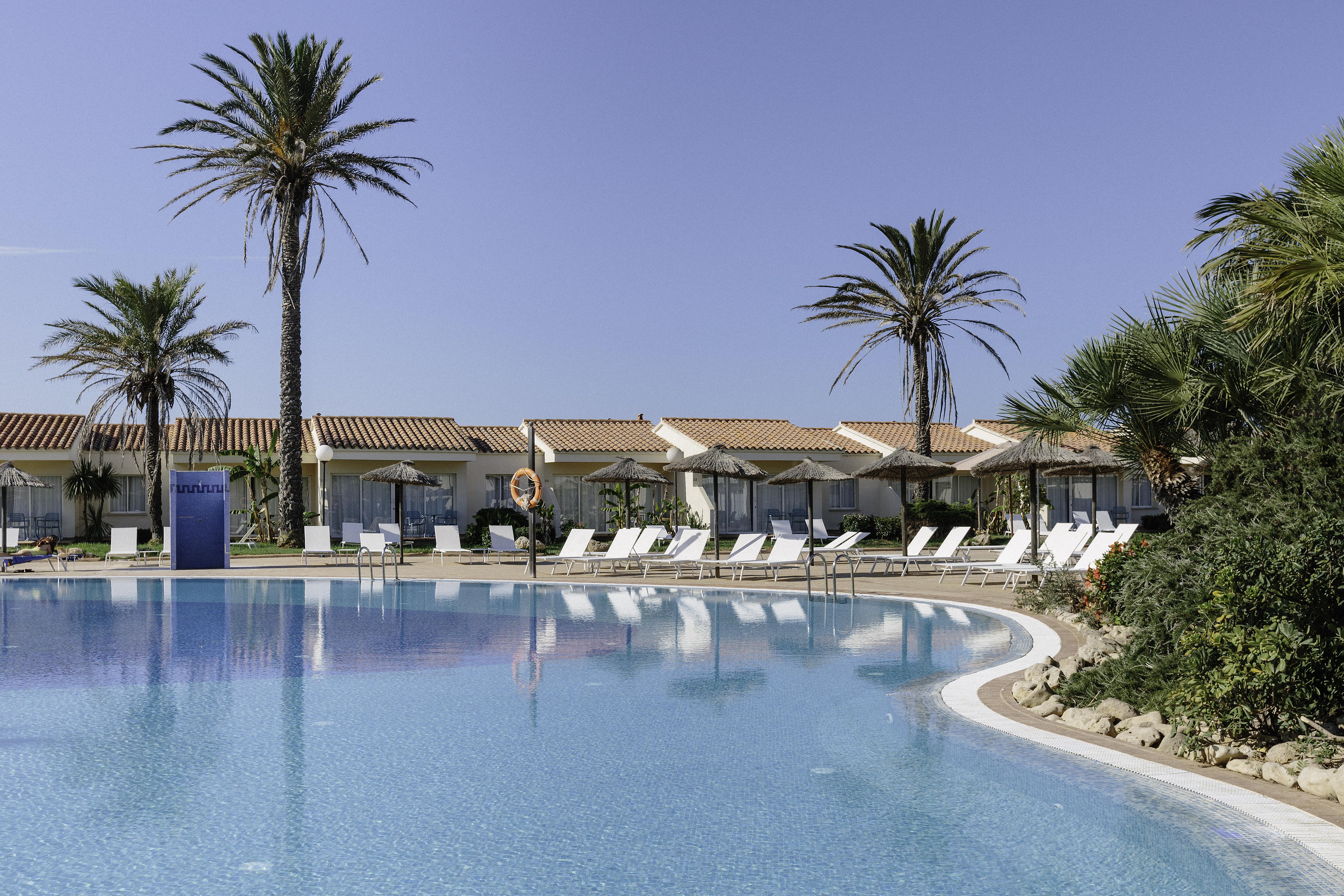 AluaSun Mediterráneo S'Algar Esterno foto