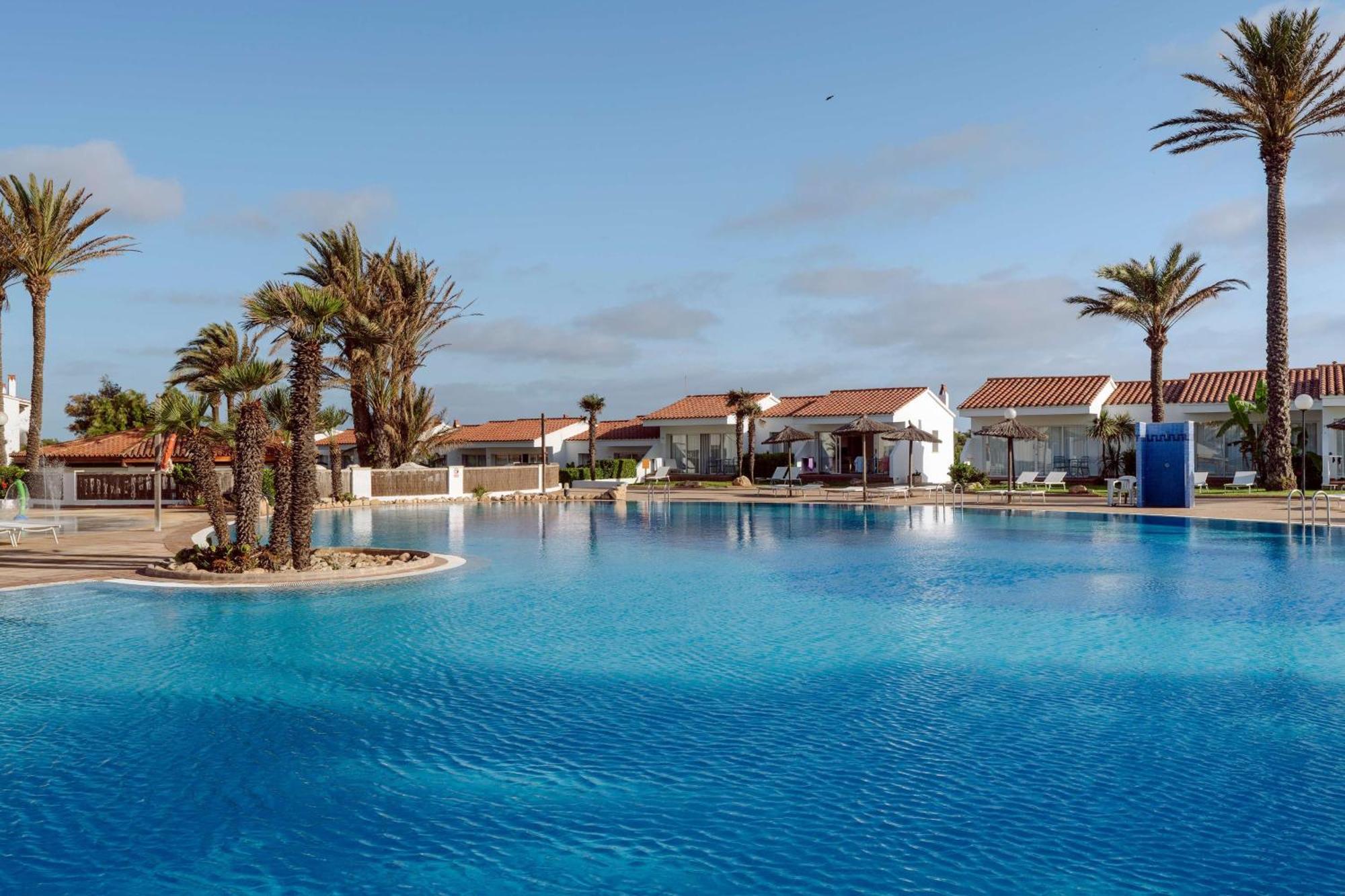 AluaSun Mediterráneo S'Algar Esterno foto