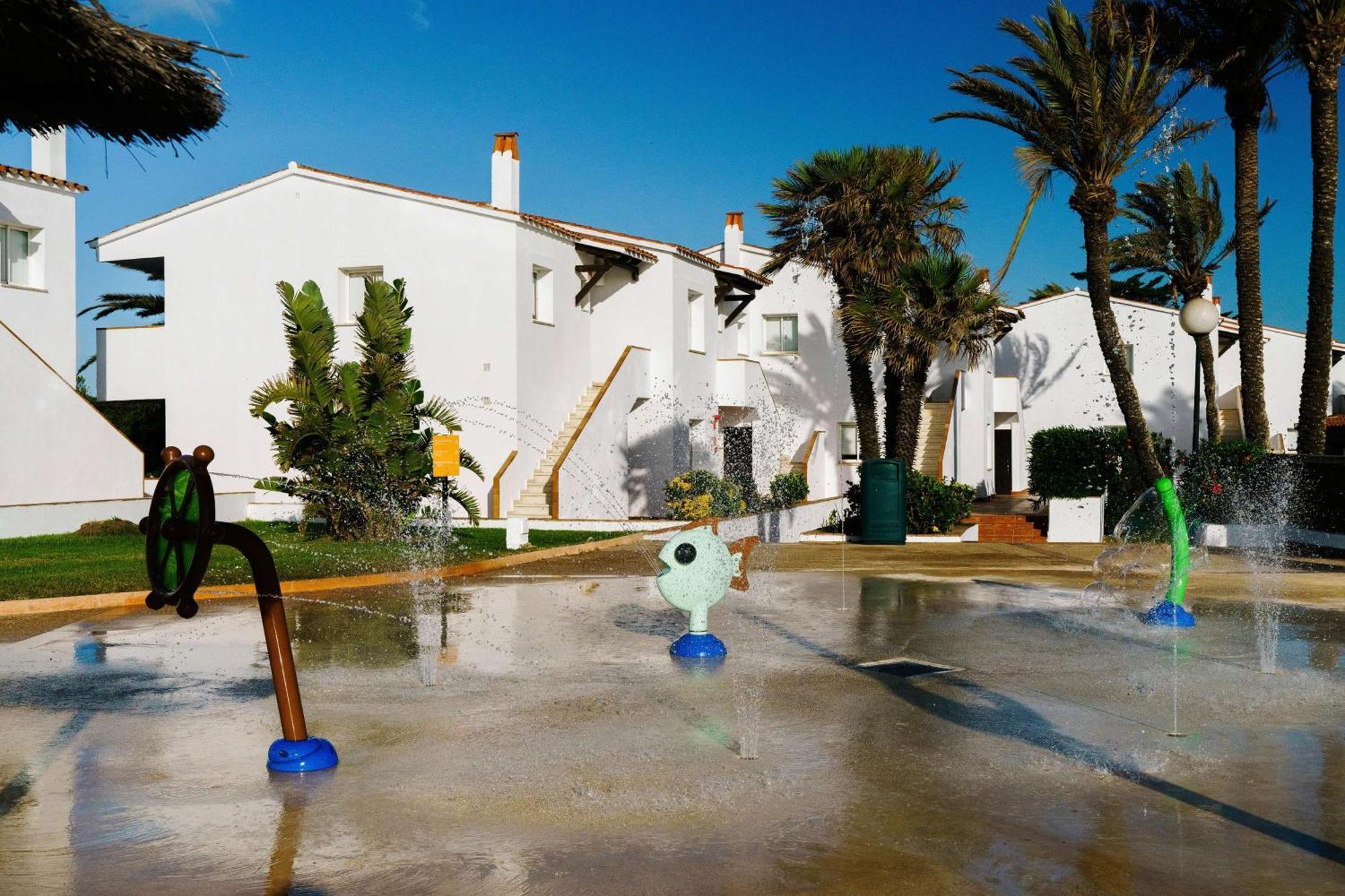 AluaSun Mediterráneo S'Algar Esterno foto