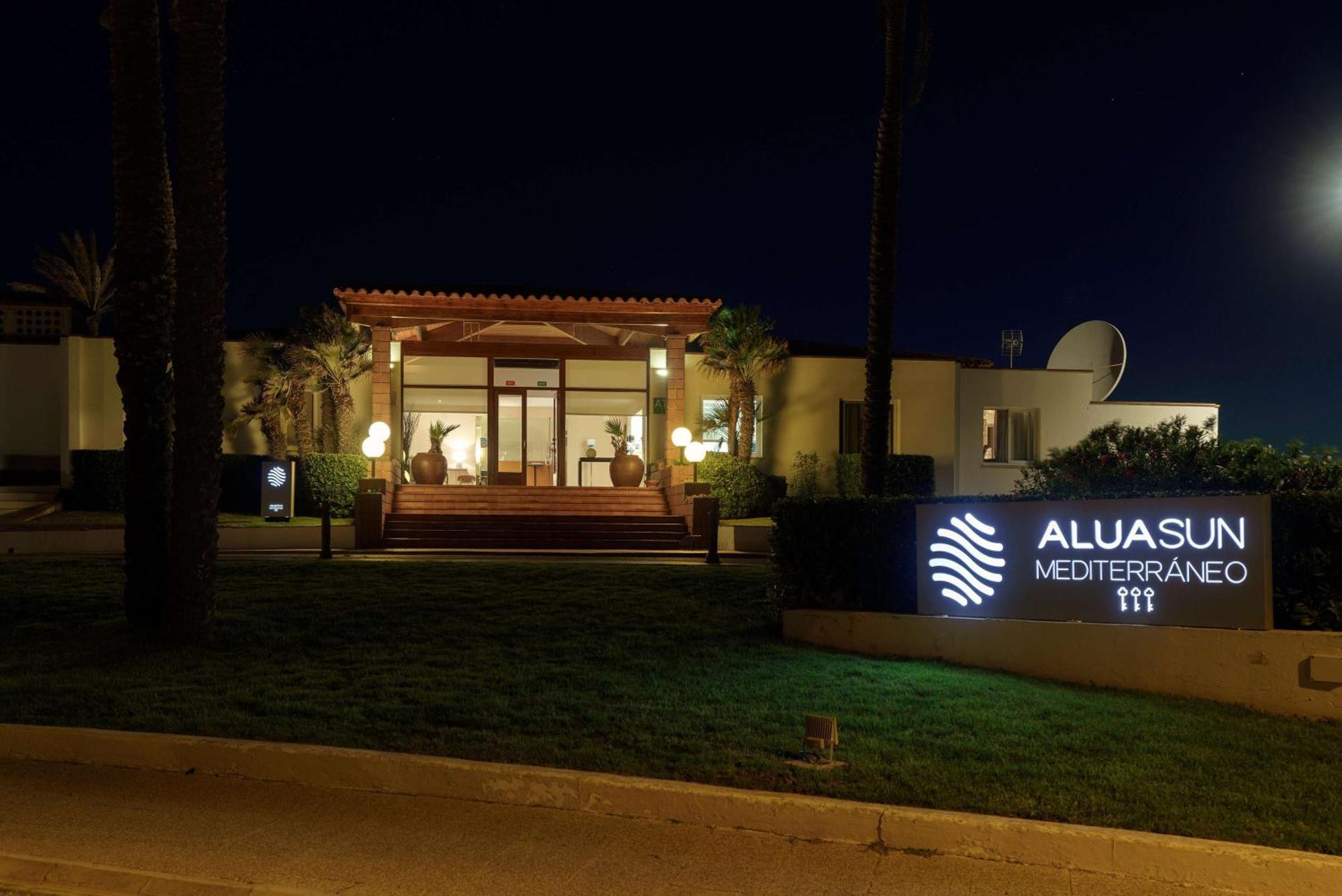 AluaSun Mediterráneo S'Algar Esterno foto