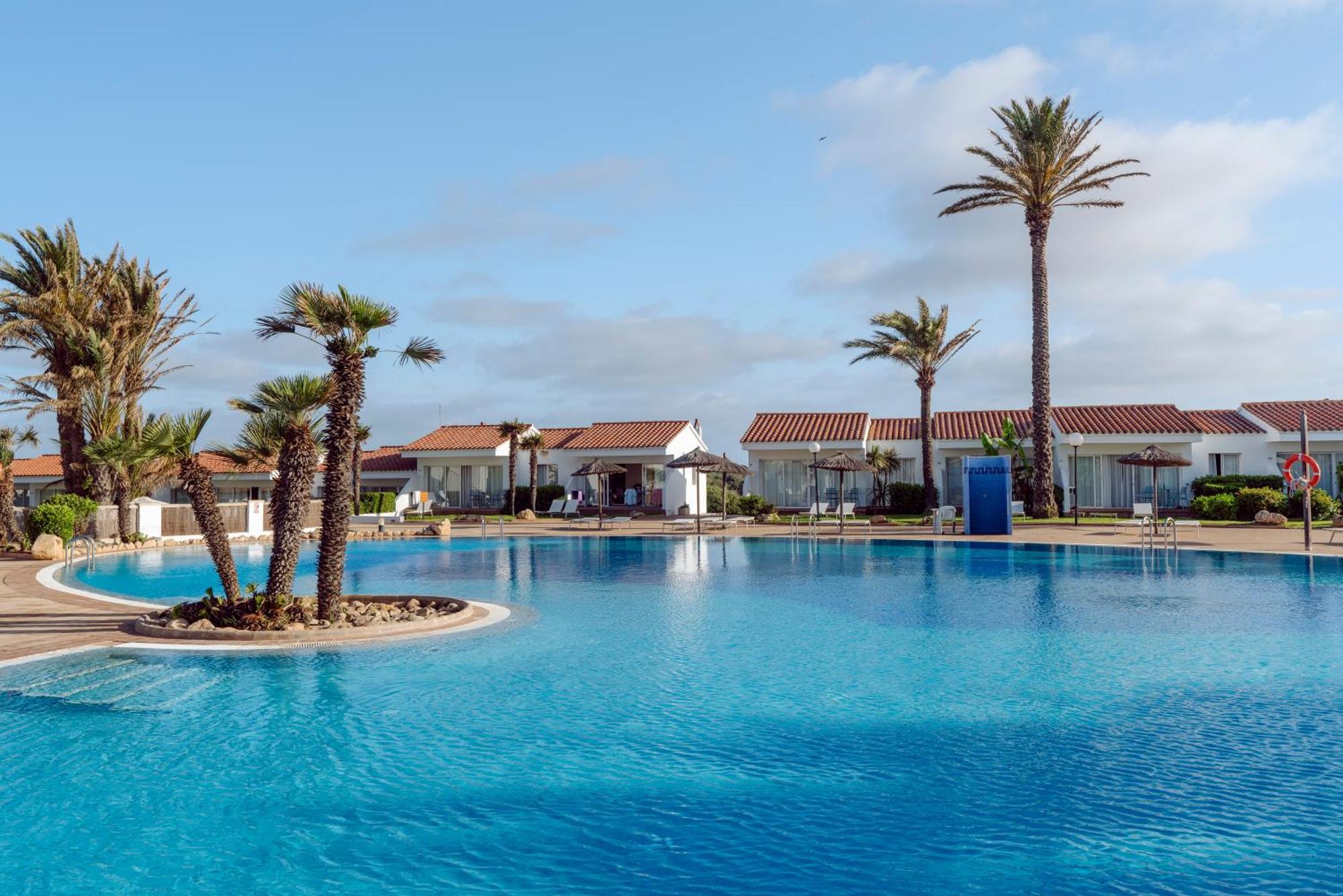 AluaSun Mediterráneo S'Algar Esterno foto